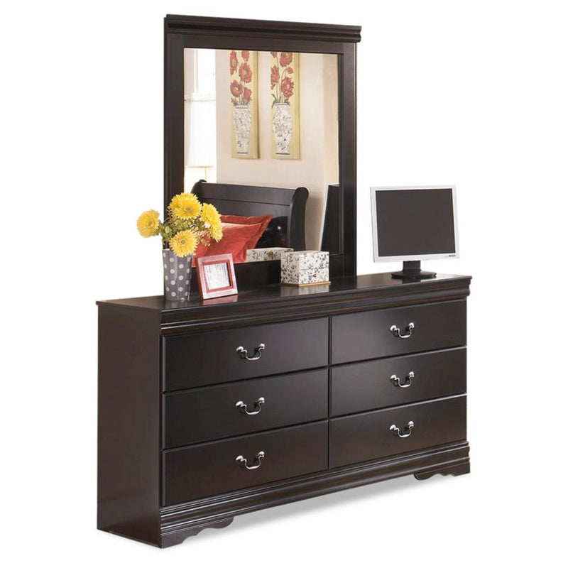 Signature Design by Ashley Huey Vineyard 6-Drawer Dresser B128-31 IMAGE 2