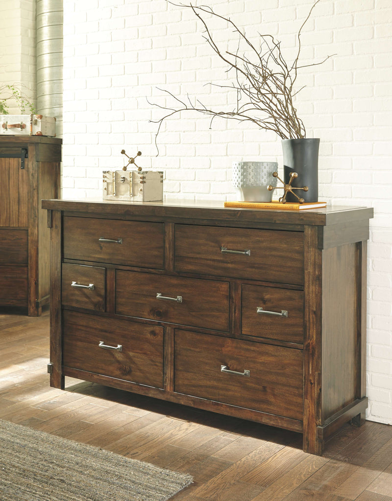 Lakeleigh - Ultimate Best In Class Dresser, Mirror